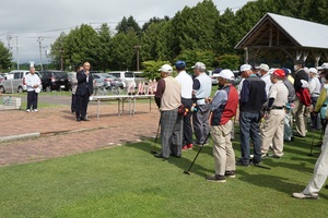 幕別町老人クラブ連合会会長杯春季パークゴルフ大会の様子 その1