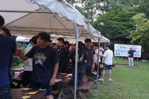 慶應義塾体育会野球部夏季キャンプ歓迎会の様子 その1