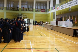 第58回全十勝少年剣道団体優勝大会兼第43回全十勝剣道選手権大会開会式の様子 その1