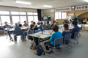 札内鉄南長寿会の新年会の様子