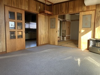 幕別町旭町18番地102の空き家の内装2