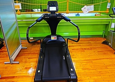 農業者トレーニングセンターのトレッドミル